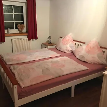 Holiday home Gemuetliches Reetdachhaus In Schleswig Holstein Neuendorf-Sachsenbande
