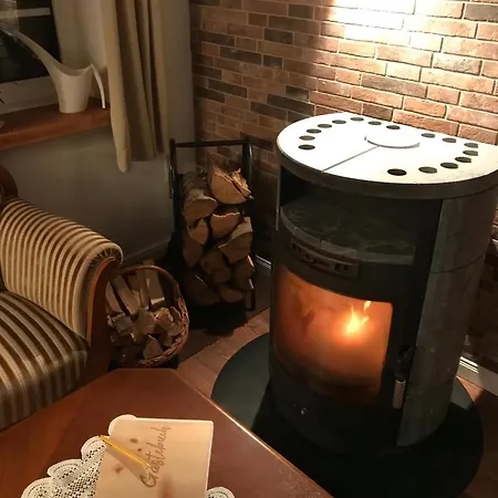 Gemuetliches Reetdachhaus In Schleswig Holstein Holiday home