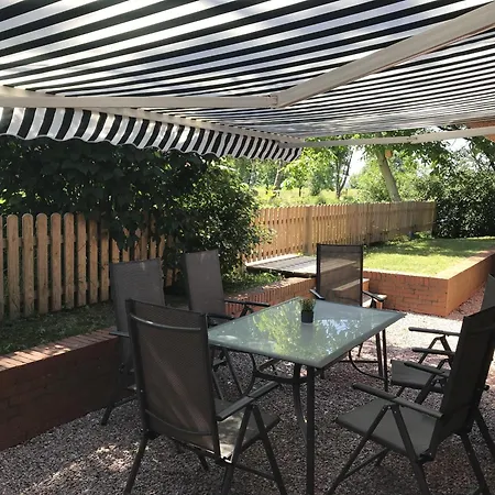 Gemuetliches Reetdachhaus In Schleswig Holstein Holiday home