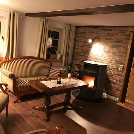Gemuetliches Reetdachhaus In Schleswig Holstein *