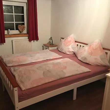 Gemuetliches Reetdachhaus In Schleswig Holstein